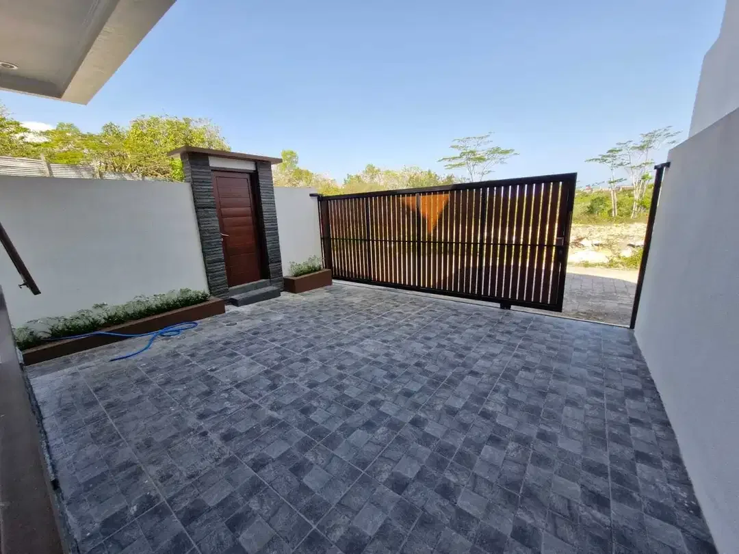 DIJUAL VILLA MODERN MURAH DALAM KOMPLEKS NUSA DUA - Image 2 of 10