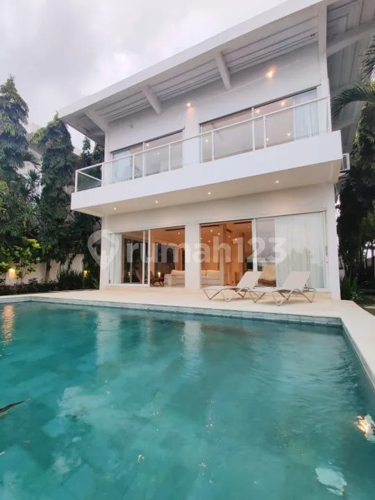 Villa View Laut (Ocean View) di Ungasan Jimbaran Uluwatu - Image 1 of 4