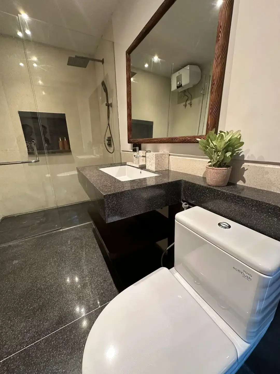 Villa Mewah Modern Tropis  3 br Furnished di Pusat Canggu - Image 4 of 10