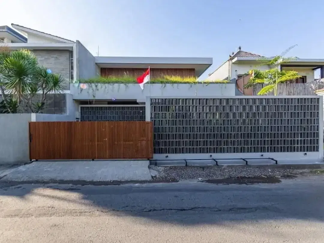Vila Mewah Modern di Bidadari Seminyak Siap Huni Lokasi Premium - Image 2 of 10