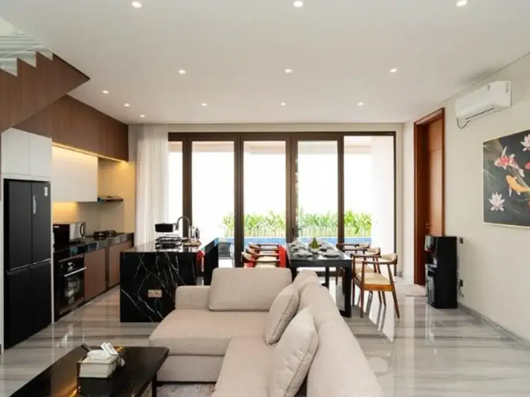 VILLA LUXURY TROPIS MODERN  IN UMALAS KEROBOKAN - Image 4 of 10