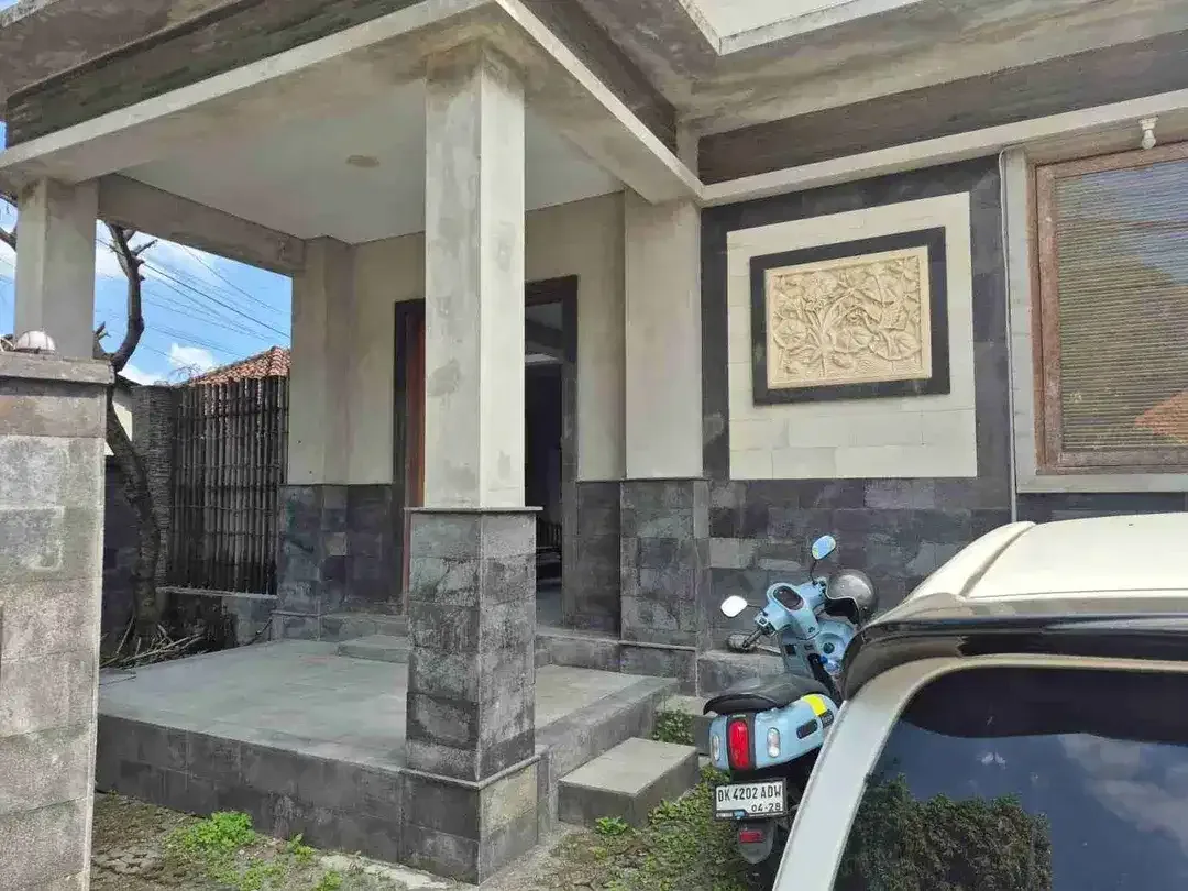 Rumah Semi Villa Dekat Simpang 6 Teuku Umar Denpasar - Image 2 of 10