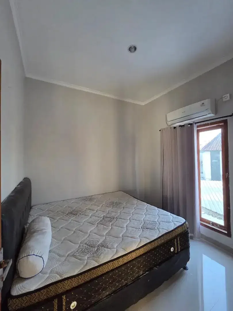 Dijual/sewa rumah 2 lantai daerah jimbaran, taman griya - Image 9 of 10