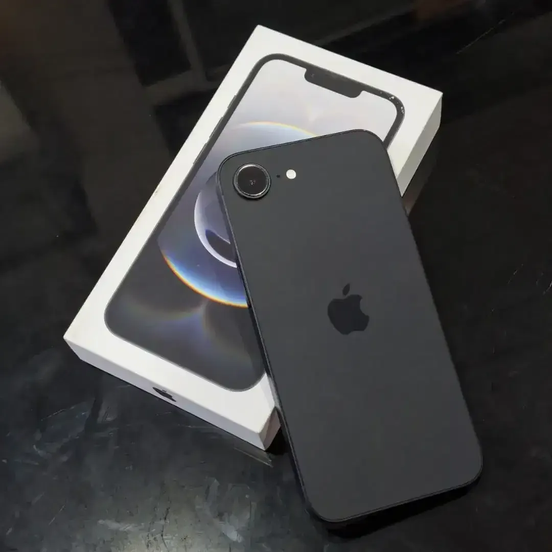 Second Like New iPhone 16e 128gb iBox EX Demo Bebas Nego Sepuasnya - Image 7 of 8