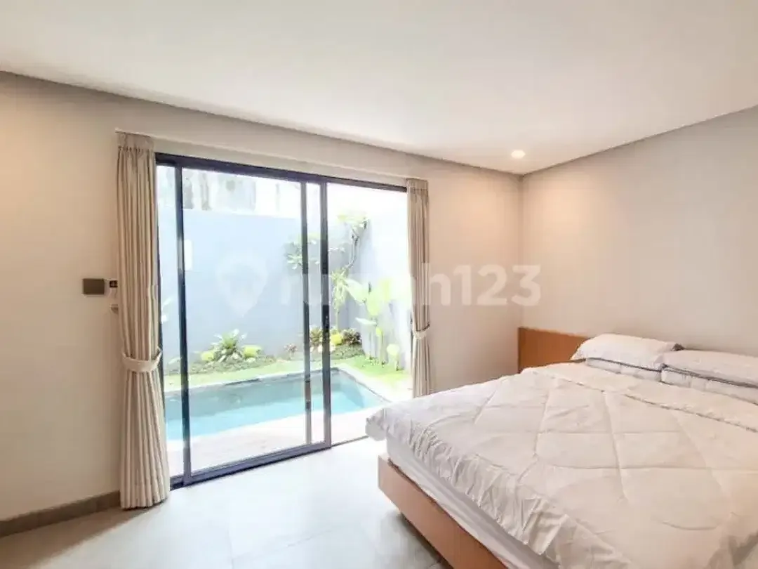 Modern Luxury Villa For Rent In Canggu - Image 1 of 5