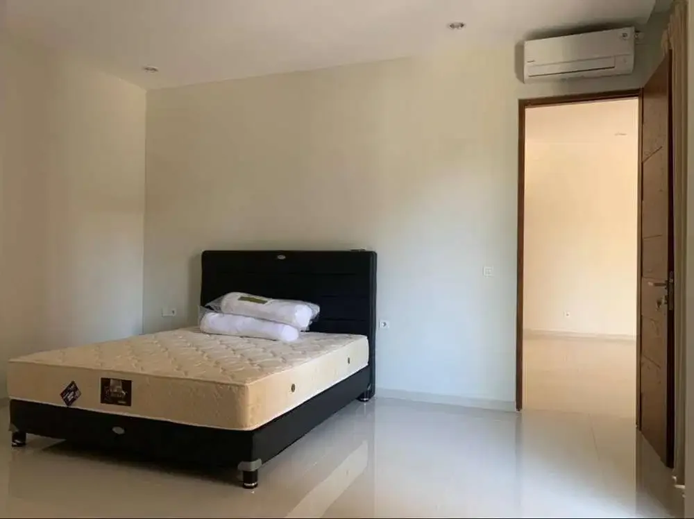 JUAL/SEWA RUMAH BARU MINIMALIST STYLE DI DENPASAR - Image 5 of 10