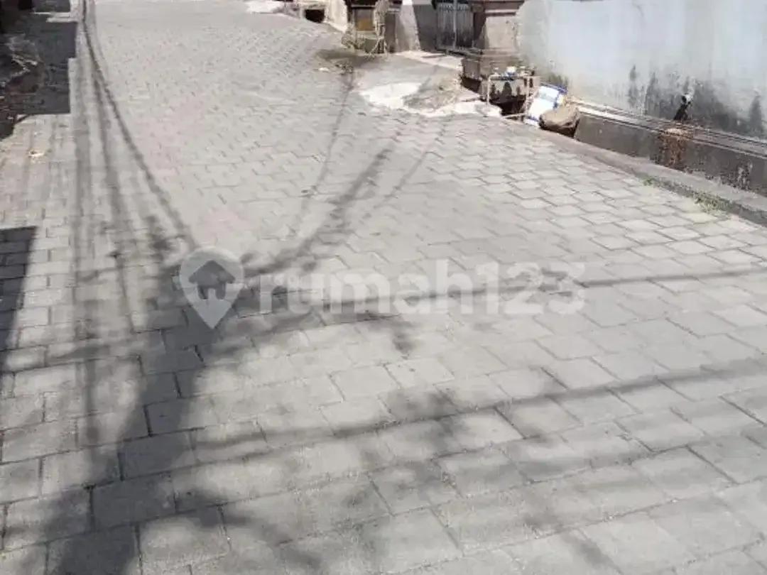 Dijual / Disewakan Rumah Strategis di Jimbaran - Image 2 of 5