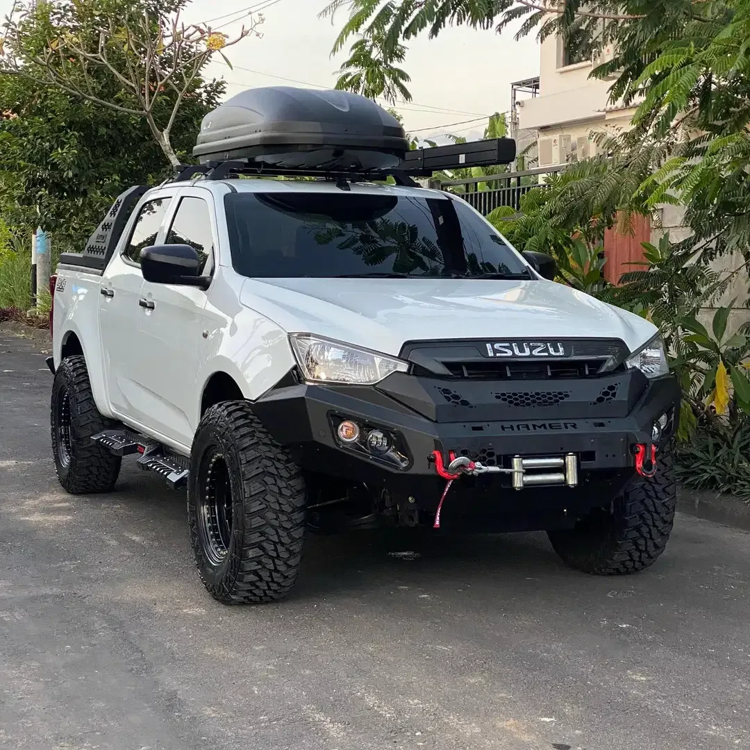 Isuzu D Max dCab 1.9 MT - 2022 - Image 3 of 10