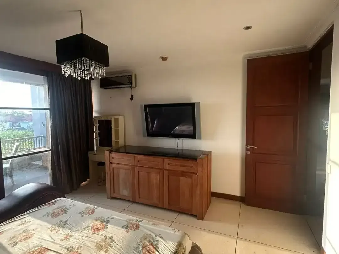 6 Bedroom Villa for sale in Denpasar Barat, Bali - Image 2 of 10