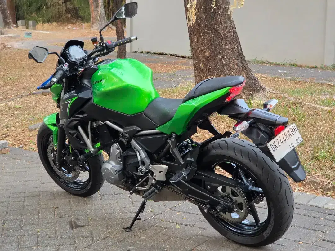 Moge Naked Kawasaki Z650 th 2017 Like New Siap Gas Turing Not ER6N - Image 7 of 10