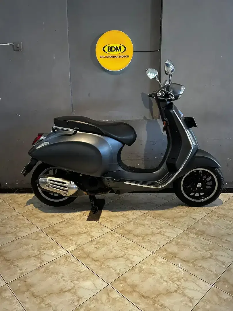 DP 500k / BUNGA MENURUN 2% / PIAGGIO VESPA SPRINT TAHUN 2019 - Image 3 of 7