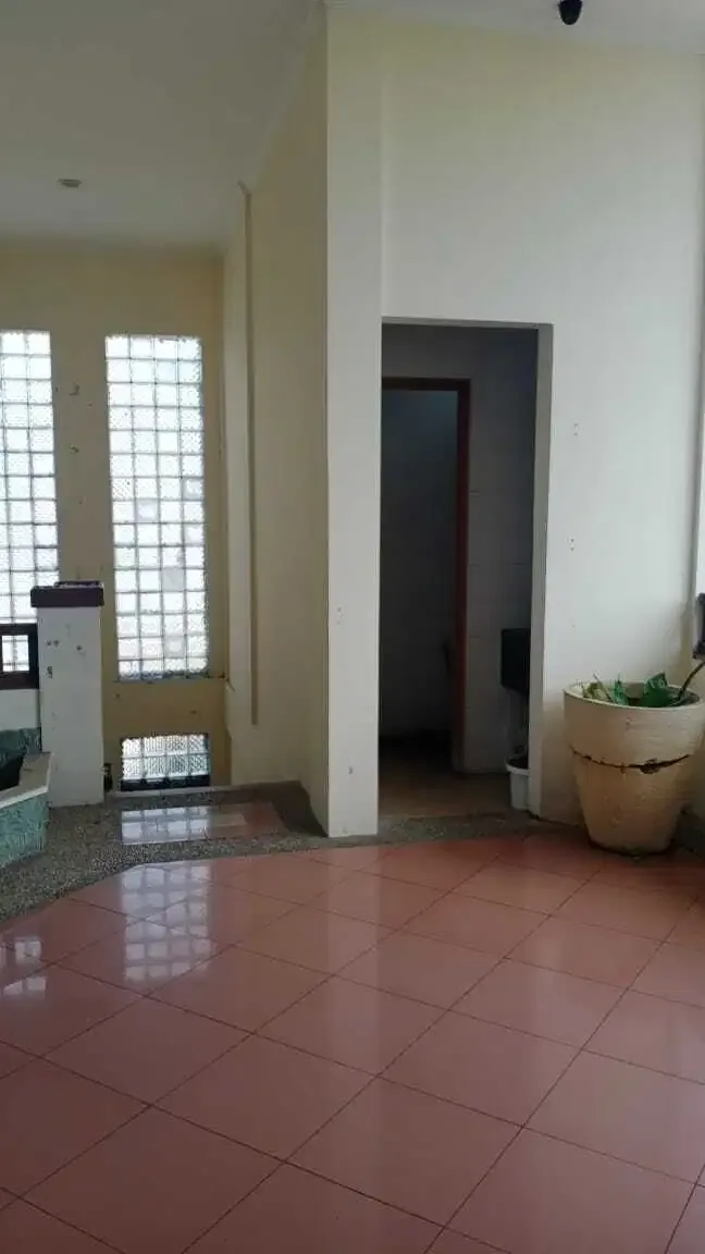 Dijual Gedung dan Kantor jln Cok Agung Tresna Renon Denpasar - Image 7 of 10