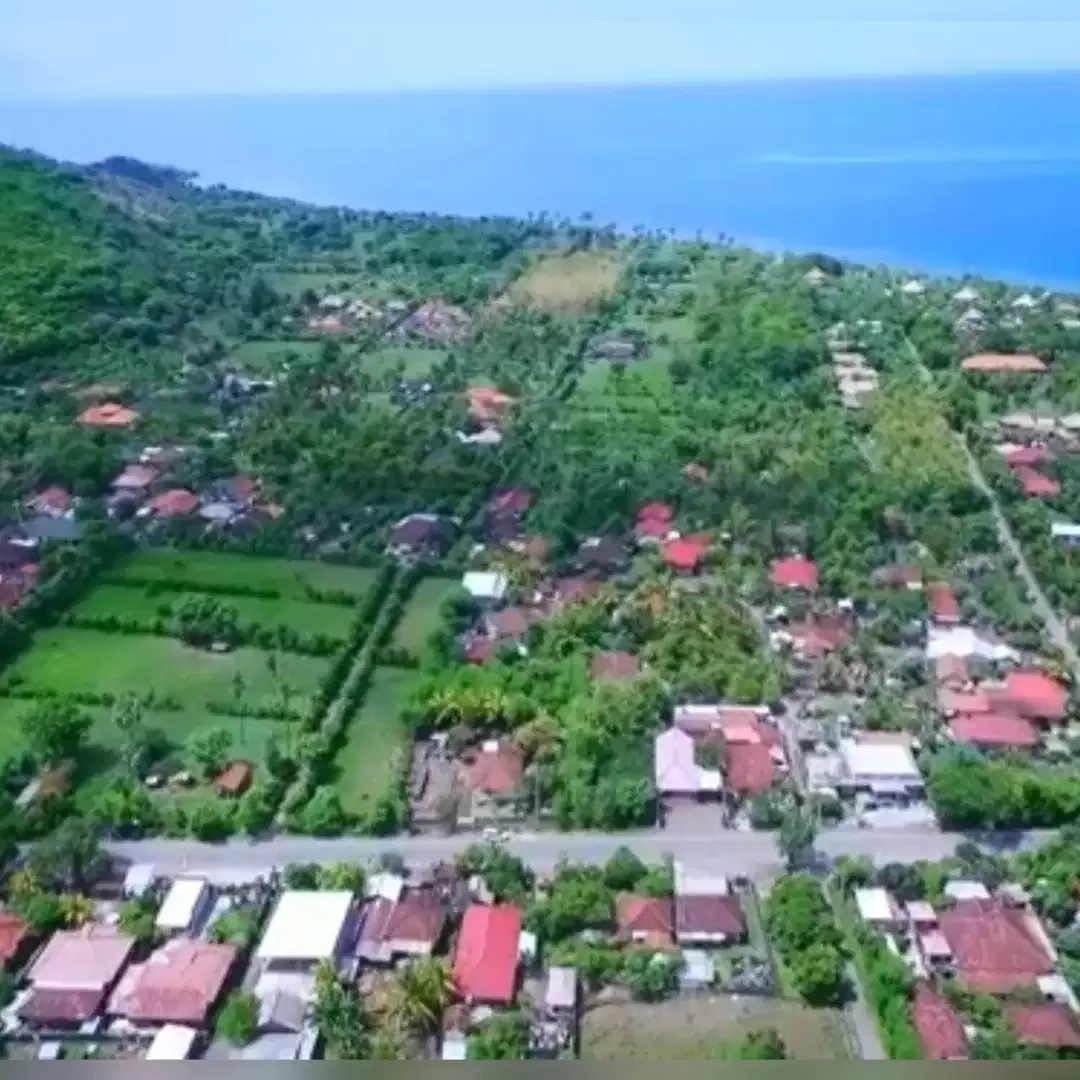 BEACHFRONT LAND FOR SALE IN SINGARAJA - Image 3 of 10