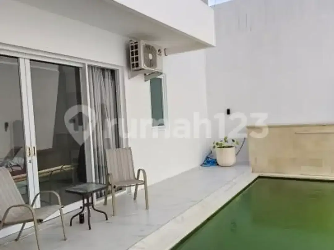 Modern Villa For Rent In Central Kerobokan - Fully Furnished With Private Pool - Image 5 of 5