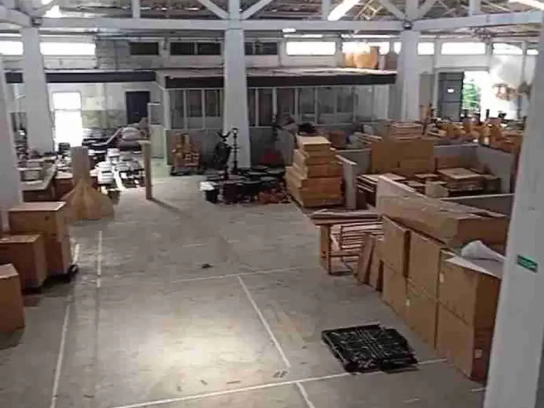 Disewakan Gudang +Kantor sangat istimewa di Kuta Utara - Image 1 of 9