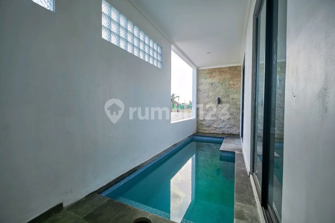 Disewakan Rumah 2.5 Lantai Lingkungan Pariwisata Canggu - Image 4 of 4