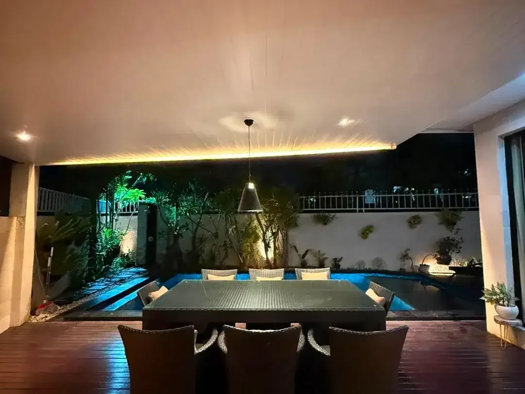 2 STOREY HOUSE WITH PRIVATE POOL IN NUSA DUA - Image 4 of 10