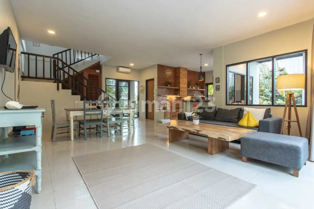 Update Price !!For Sale 3 Bedroom Villa - Only 200M To Balian Beach Tabanan - Image 1 of 4