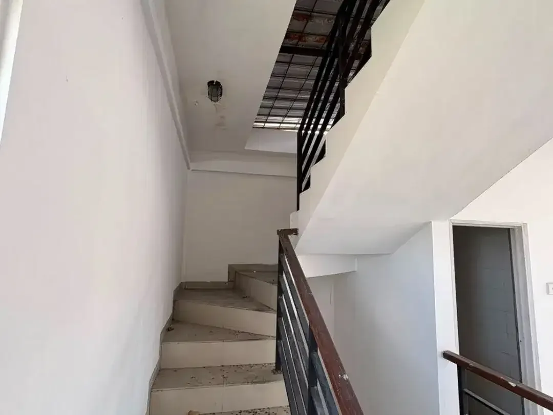 DIJUAL RUKO BARU 3 LANTAI DI PRIME LOCATION DEWA RUCI – SUNSET ROAD - Image 8 of 8