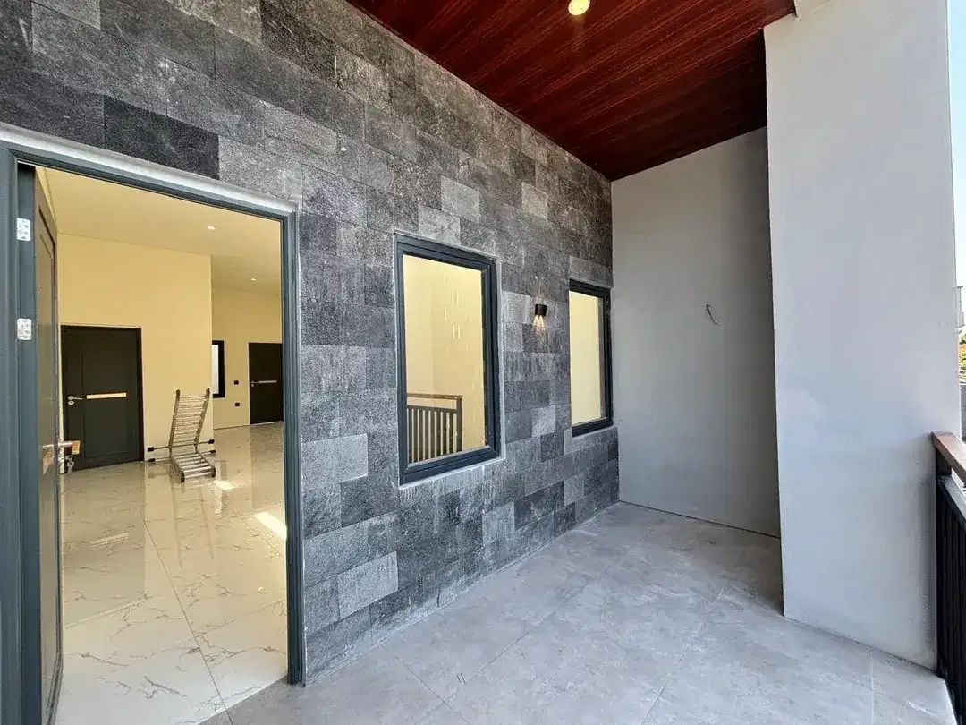 BRAND NEW HOUSE IN MUMBUL PERMAI JIMBARAN - Image 9 of 10
