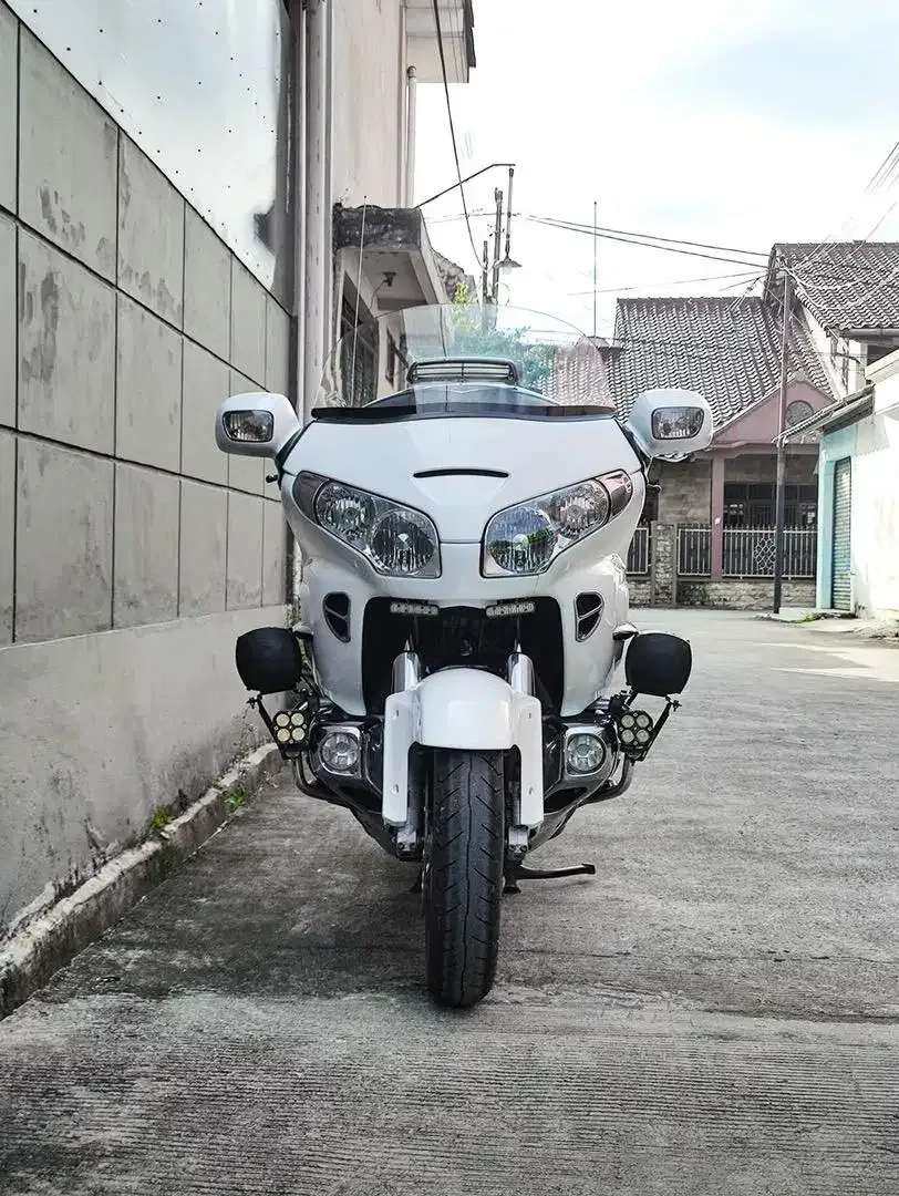 HONDA GOLDWING GL 1800 2011 FULLPAPER SPEC ISTIMEWA GOLD WING TT FP - Image 4 of 10