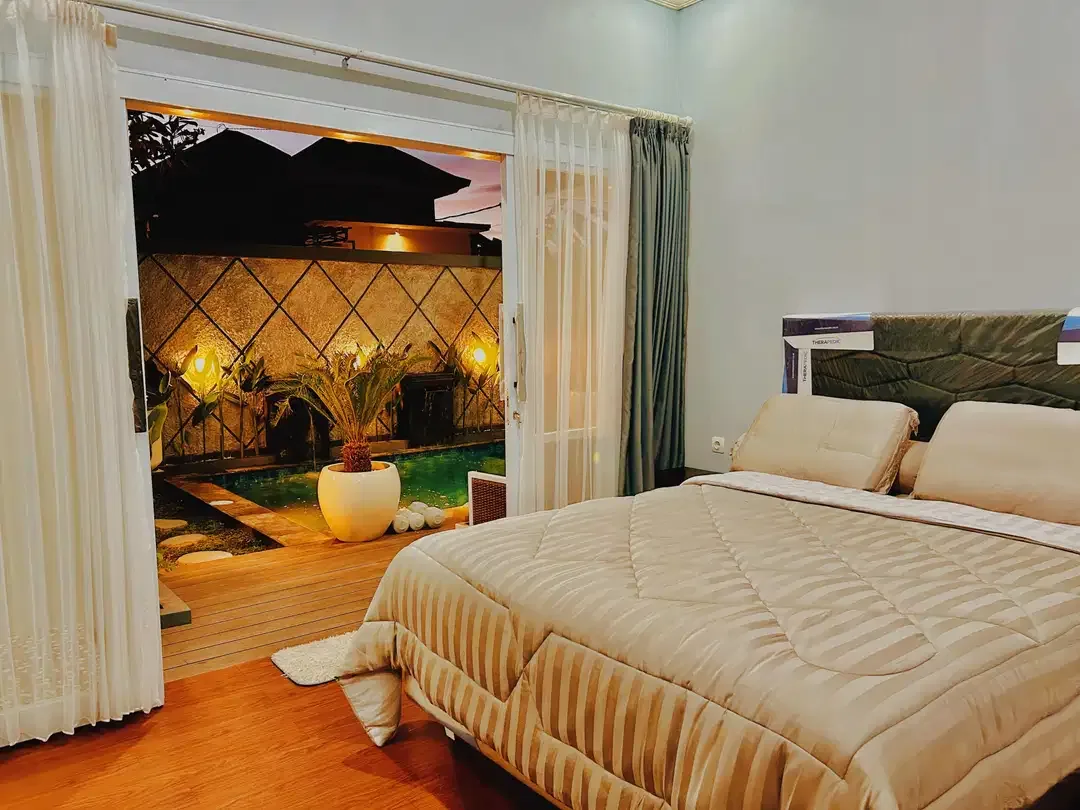 Villa Cantik 2 Bedroom Furnished Dekat Kerobokan Badung Bali - Image 7 of 10