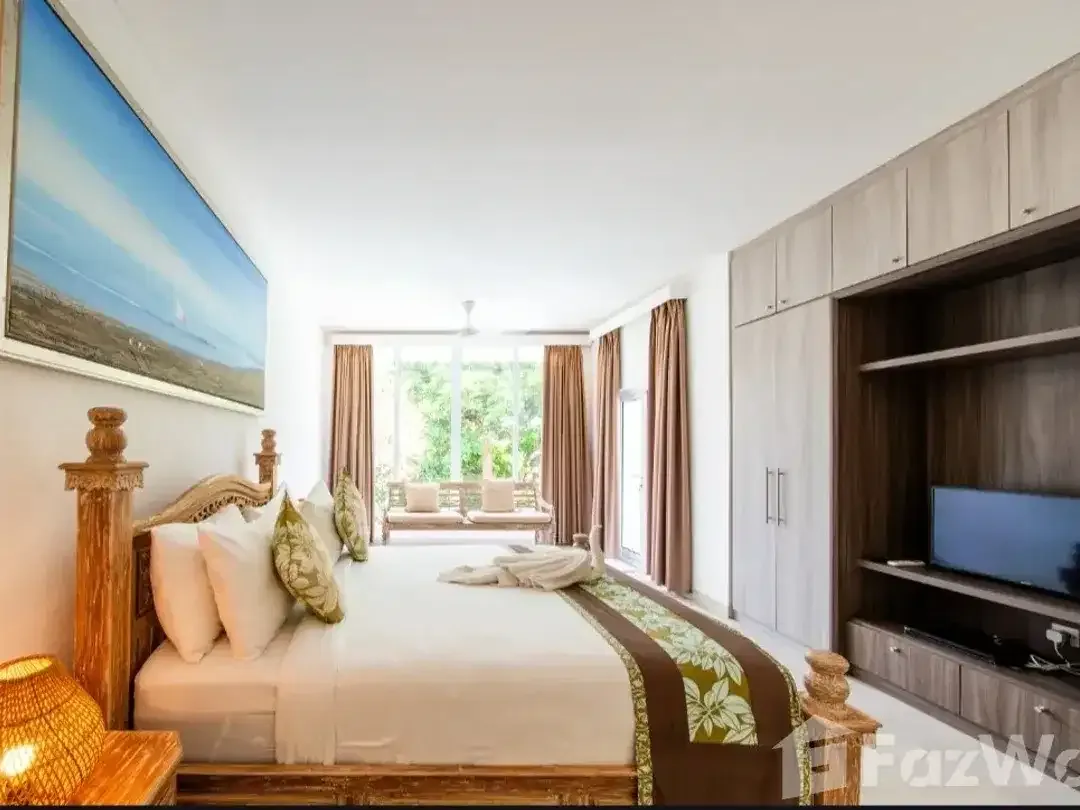 4 Bedroom Villa for rent in Batu Belig, Bali - Image 8 of 10