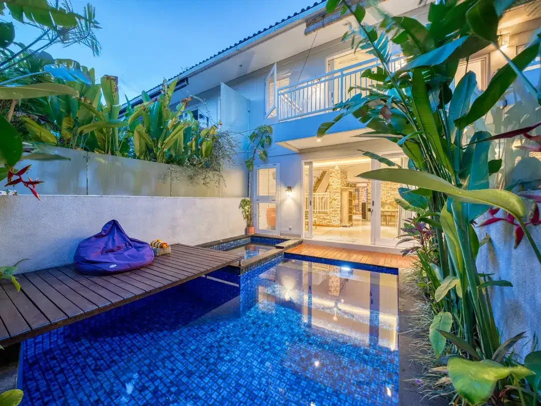 RARE 41 YEAR LEASE until 2067! Modern Industrial 4 Bedrooms Dual-Unit Estate in Prime Sanur - Image 1 of 10