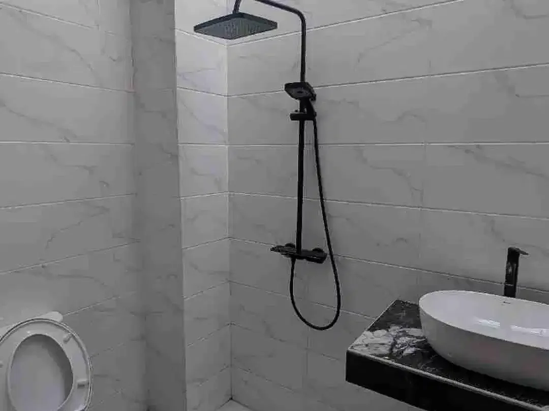 RUMAH SIAP HUNI DI KAWASAN NYAMAN GATSU TENGAH , DEKAT KE RSIA PURI BUNDA , JALAN NANGKA MAUPUN TAMAN LUMINTANG - Image 4 of 10