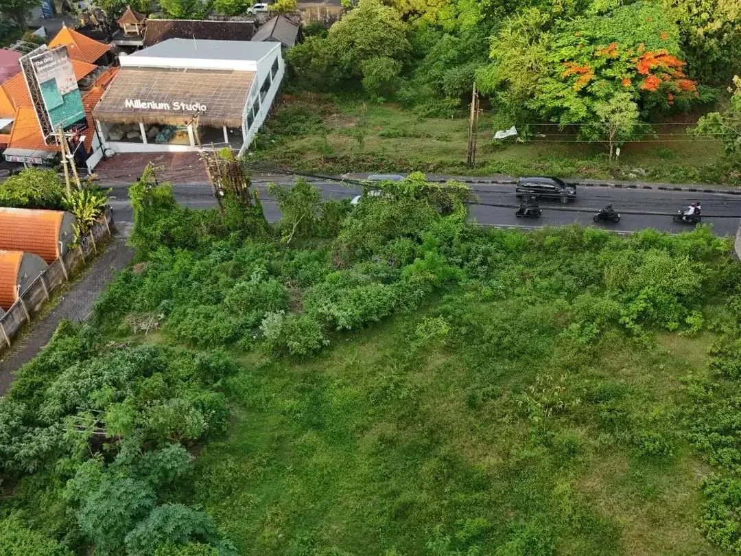 Tanah Prime Mainroad - Jl Raya Uluwatu - Size Kecil 635M2 - Image 3 of 10