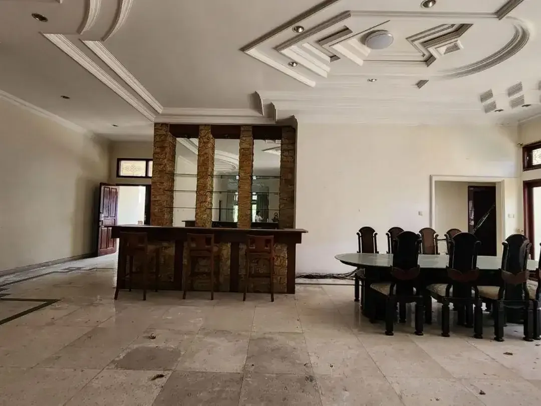 Gedung komersial strategis di kawasan Cokroaminoto, dijual/disewakan. - Image 5 of 8