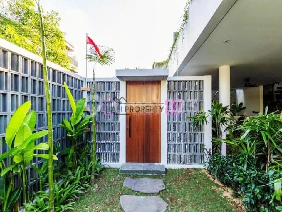 Jual Villa Modern Rooftop Bidadari Seminyak 200 M2 - Image 4 of 4