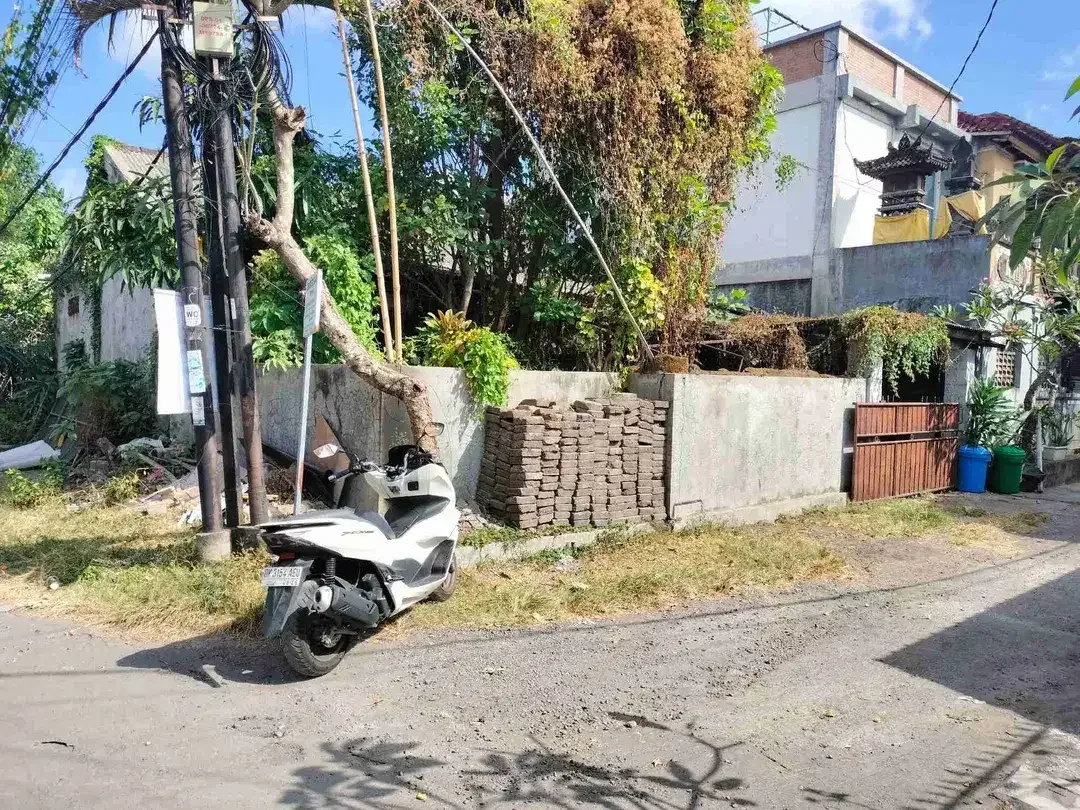 TANAH LUASAN KECIL ADA BANGUNAN DIJALAN TAMAN SEKAR PADANGSANBIAN DENPASAR BARAT - Image 2 of 4