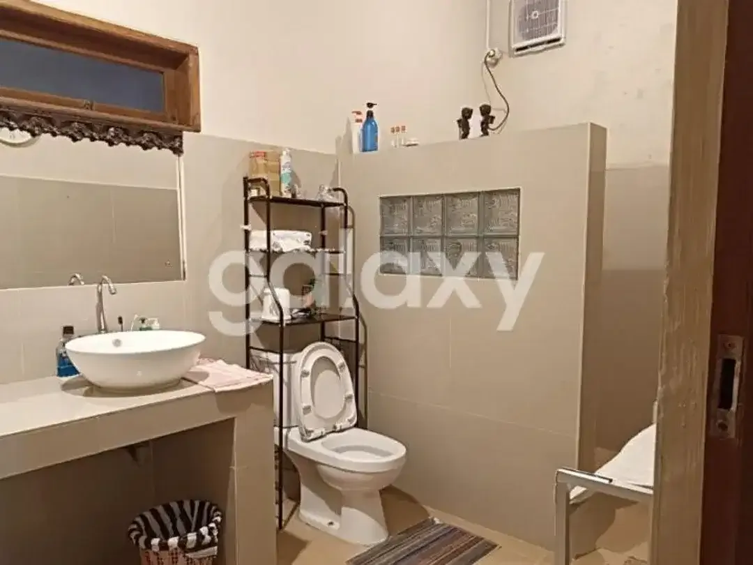 RUMAH SIAP HUNI 2 LANTAI DI NUANSA UDAYANA UTARA JIMBARAN BADUNG, BALI - Image 9 of 10