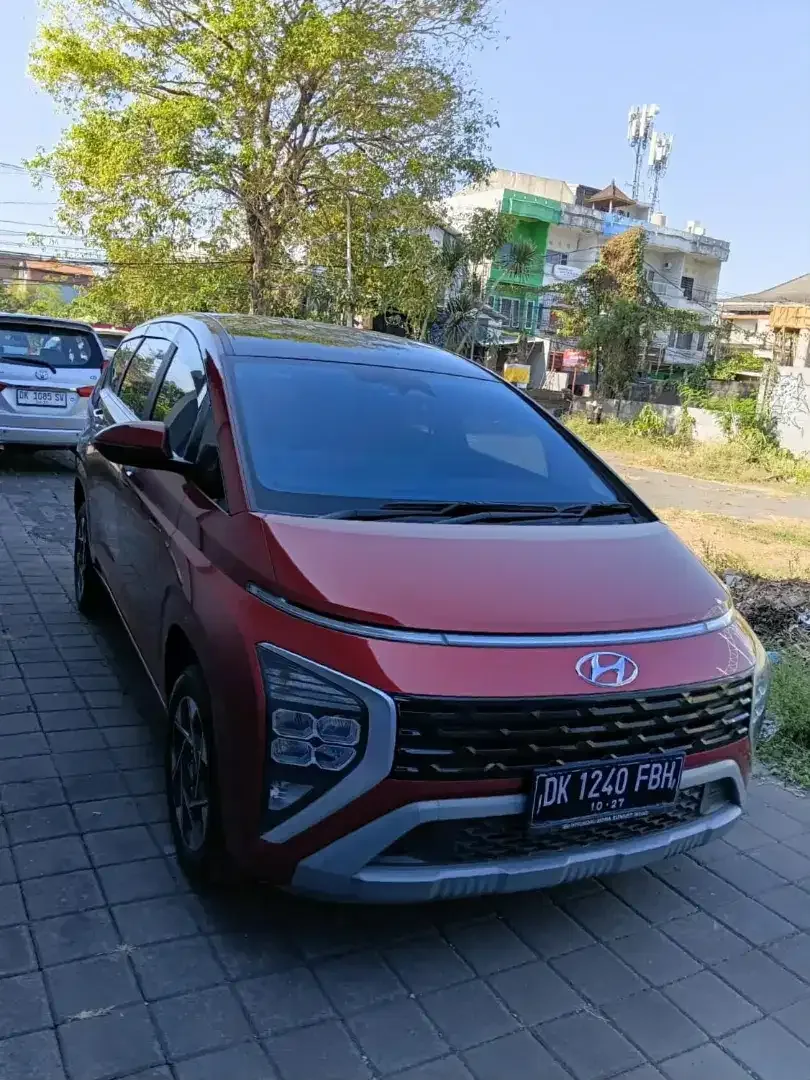 Hyundai Stargazer Prime Matic 2022 Merah - Image 2 of 8