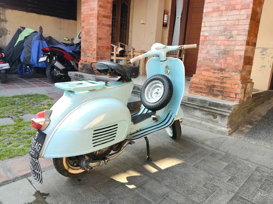 Vespa vbb 1965 fp Deva motor - Image 1 of 2