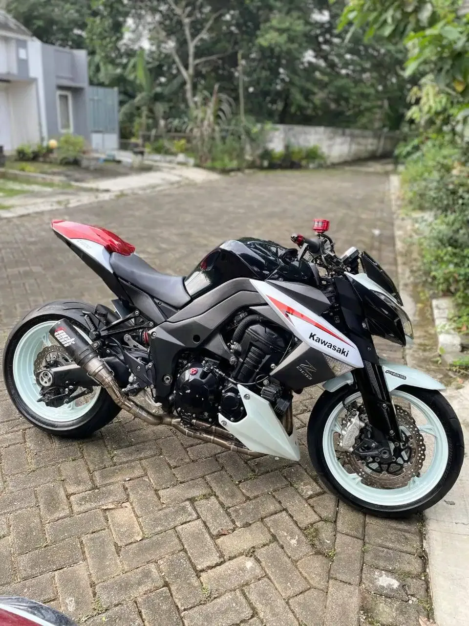 Kawasaki Z1000 Last Edition SE 2013, FP, Full mulus, modif banyak - Image 2 of 5