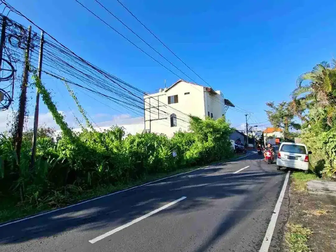 TANAH SEWA JALAN UTAMA TUMBAKBAYUH PERERENAN COCOK UNTUK USAHA RESTO ATAU USAHA LAIN - Image 3 of 6