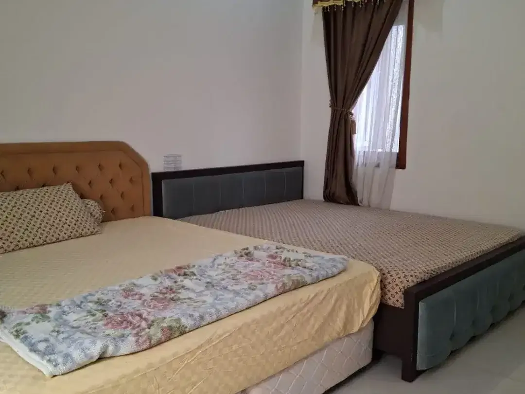 Dijual Rumah + Kantor Fully Furnish  2 Lantai di Jl.Suli, Denpasar Utara - Image 9 of 10