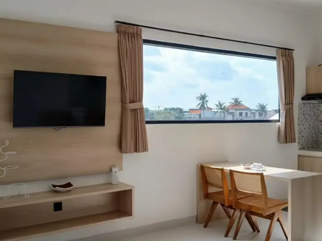Modern & Spacious 1Br Apartment With Scenic View In Munggu-Seseh - Image 4 of 10