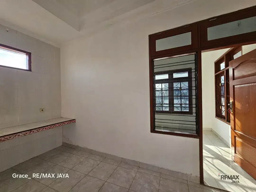 Rumah 4 Kamar Dijual di Area Teuku Umar, Denpasar Barat - Image 6 of 10