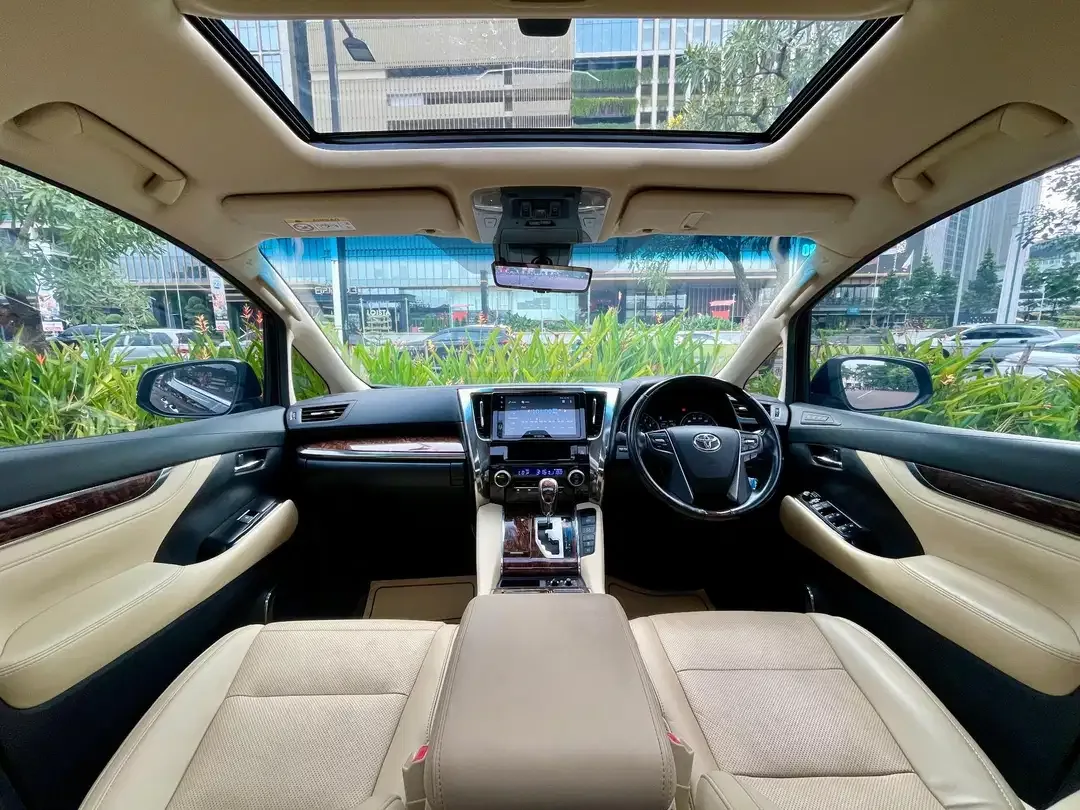Toyota Alphard 2.5 G AT 2020 - Image 10 of 10