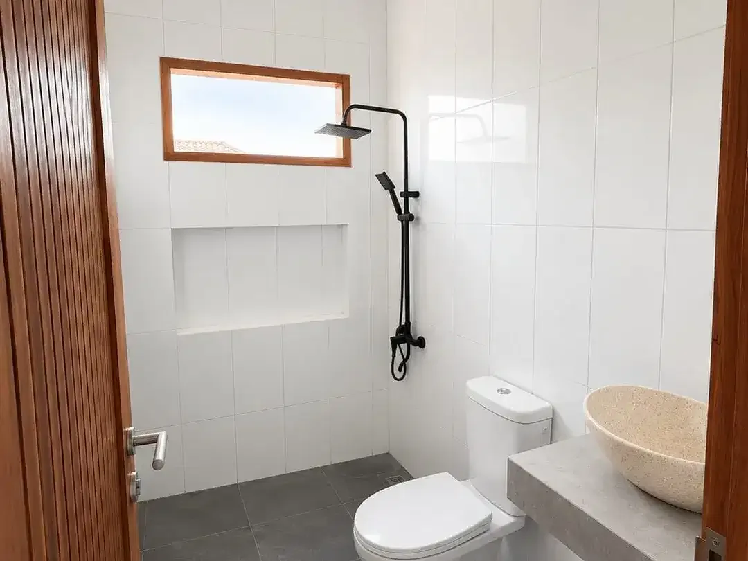 Villa 2 Kamar Tidur Private Pool Harga 2 Miliar di Mumbul Nusa Dua Bali - Image 2 of 8