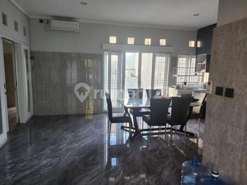 Rumah 1 Lantai Semi-Furnished di Gunung Salak, Kerobokan, Badung. - Image 3 of 4