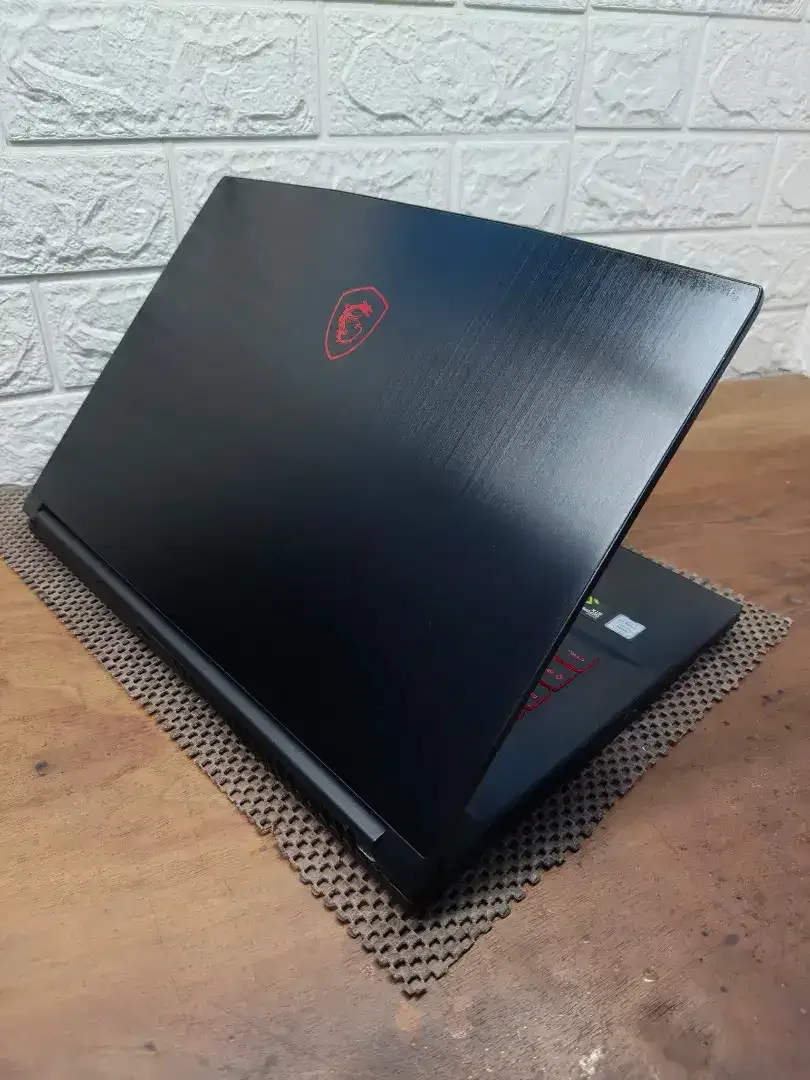 MSI Gaming MS-16R3 intel Core i5 Gen-9 (16/512gb) GTX 1650 NORMAL - Image 2 of 5