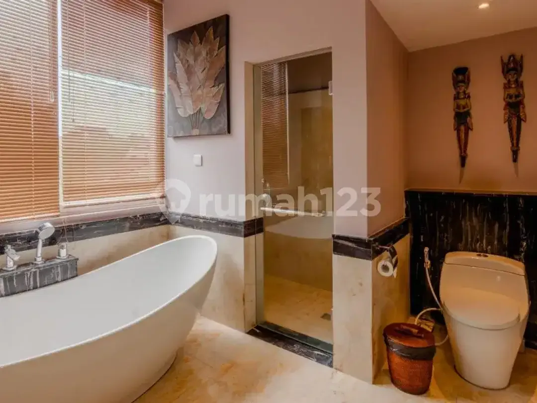 Dijual Villa Super Ekslusif Cocok untuk Investasi Nusa Dua - Image 4 of 8