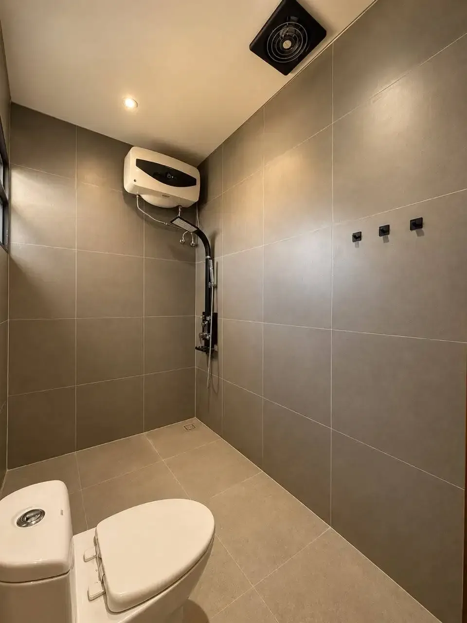 Di jual rumah siap huni Hook di area Denpasar Utara - Image 3 of 10