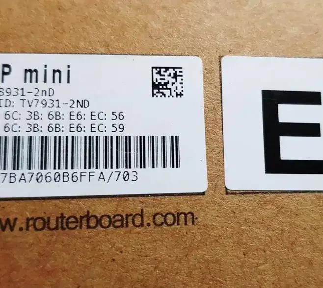 MIKROTIK ROUTER MINI HAP RB.931  Full set like new - Image 5 of 9