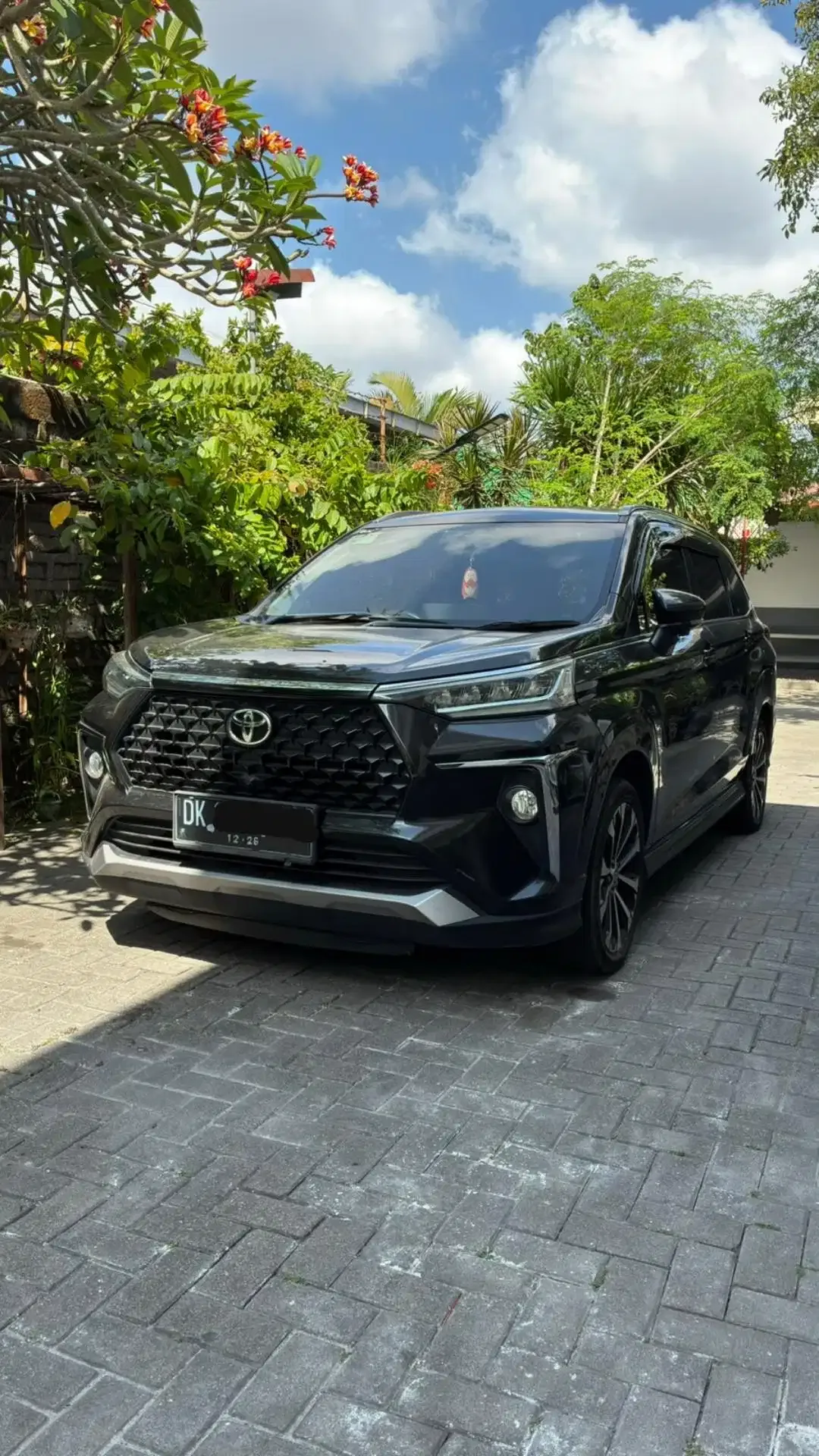 Toyota Veloz Q TSS 2021 hitam - Image 3 of 9