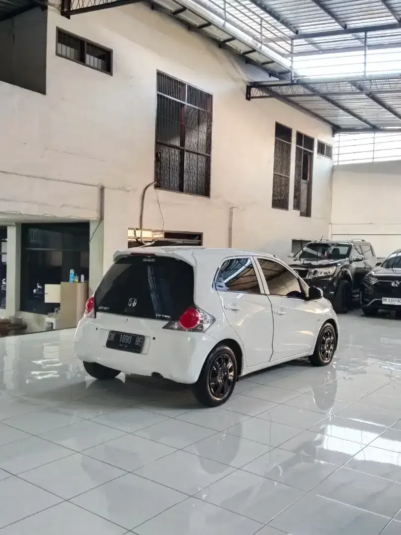 HONDA BRIO S MATIC 1.3 CC Asli Bali Siap pakai istimewa - Image 4 of 8